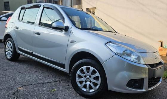 RENAULT SANDERO 1.0 EXPRESSION 16V FLEX 4P MANUAL